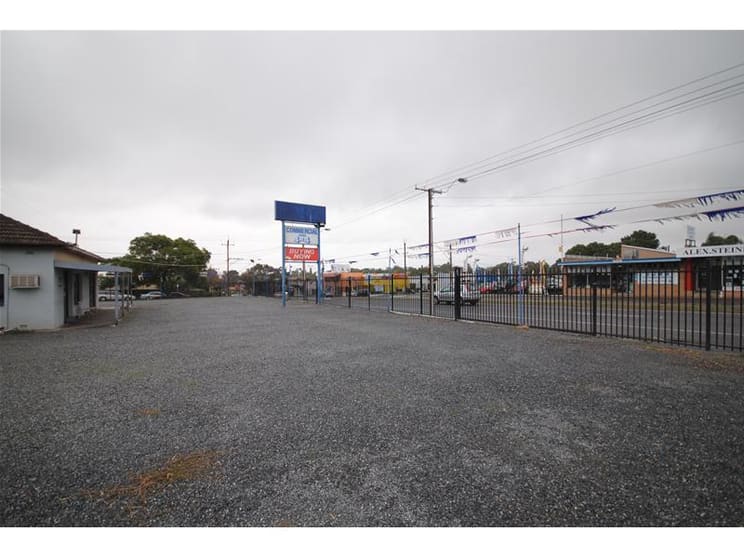 Click to view all images 382 Main North Road Blair Athol SA 5084 - Image 2