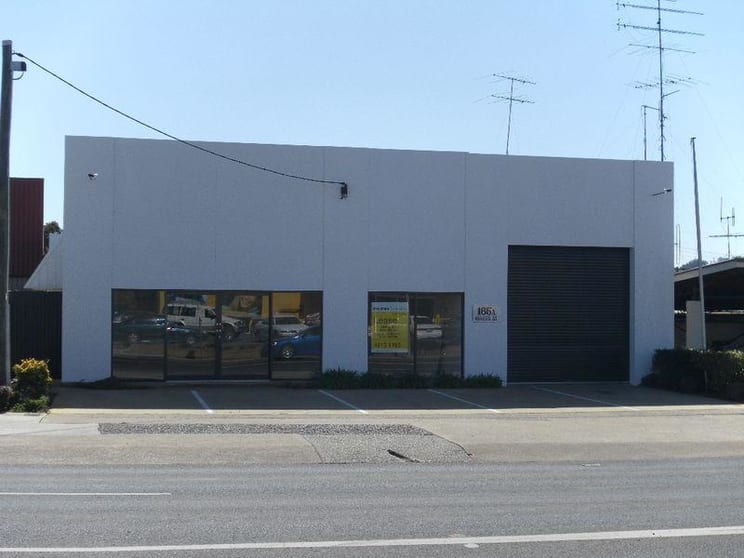 Click to view all images 165A Herries Street Toowoomba QLD 4350 - Image 1