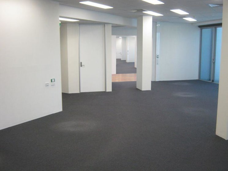 Click to view all images 1606/56 Scarborough Street Southport QLD 4215 - Image 3