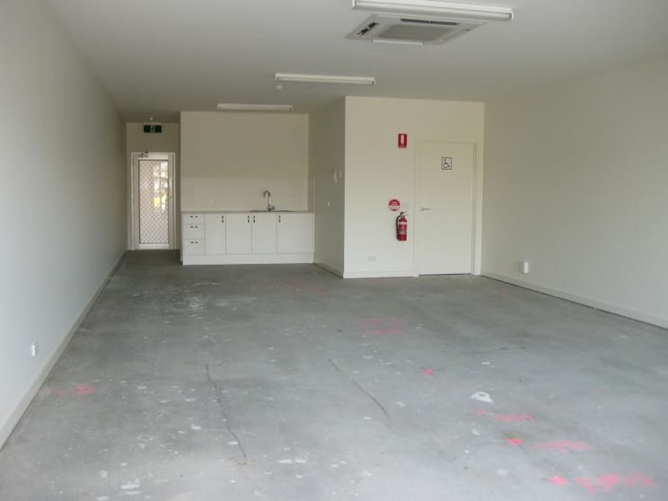 Click to view all images 3/135 Lower Dandenong Road Mentone VIC 3194 - Image 1