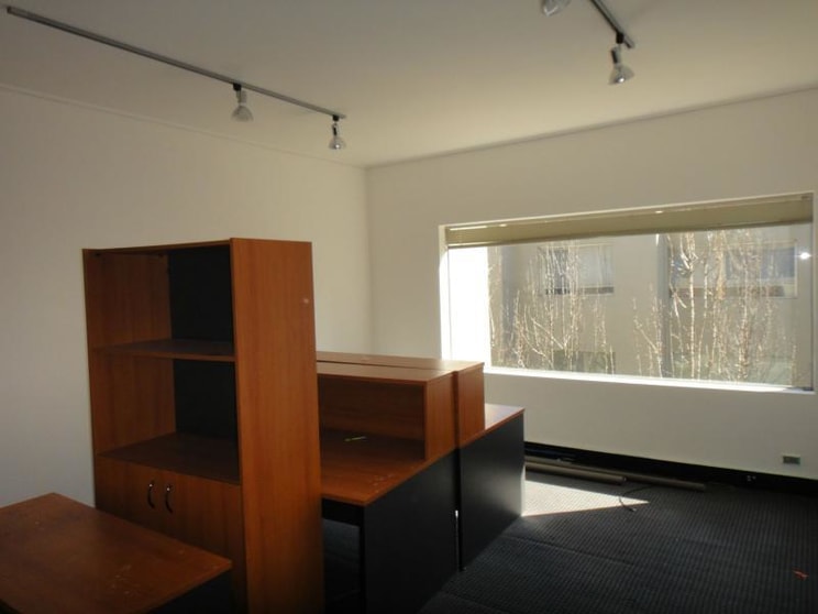 4/209 Toorak Road South Yarra VIC 3141 - Image 3
