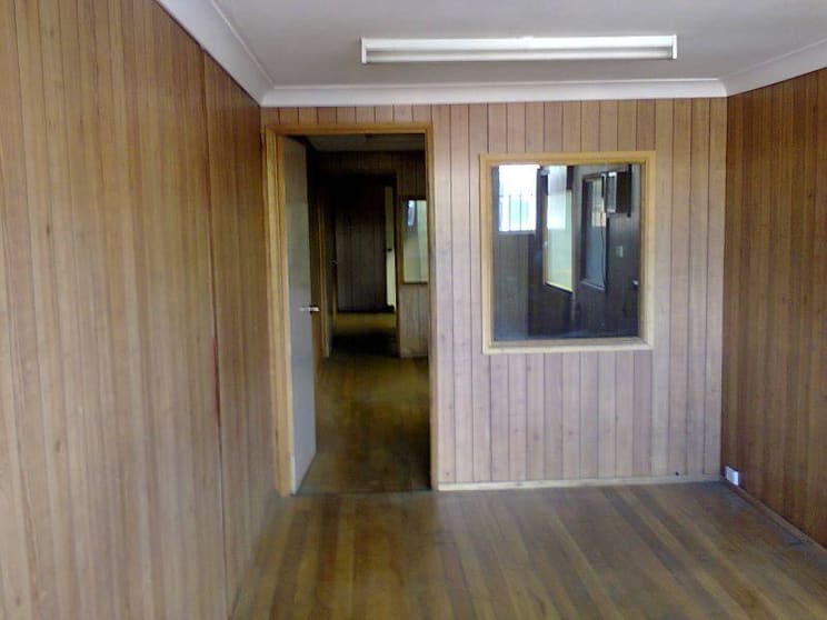 Click to view all images 4/13 Foundry Road Seven Hills NSW 2147 - Image 2