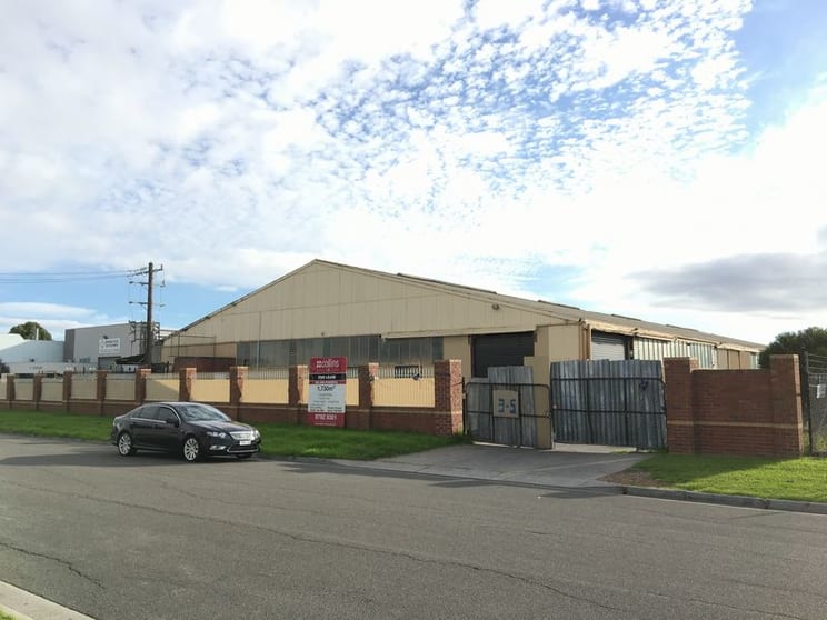 Click to view all images 3-5 Nicole Way Dandenong VIC 3175 - Image 1