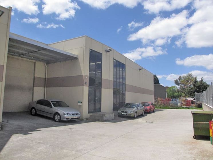 Click to view all images 12B Aristoc Road Glen Waverley VIC 3150 - Image 1
