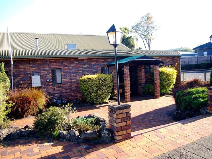 Click to view all images 2/200 Herries Street Toowoomba City QLD 4350 - Image 1