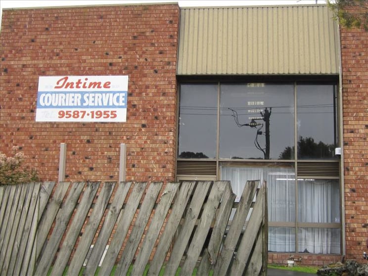 Click to view all images 4/65 Bond Street Mordialloc VIC 3195 - Image 2