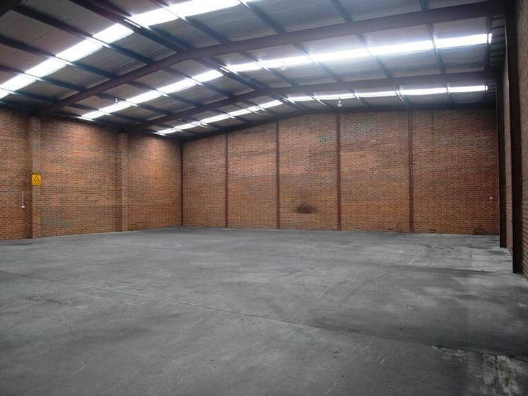 Click to view all images 72 Dowd Street Welshpool WA 6106 - Image 3