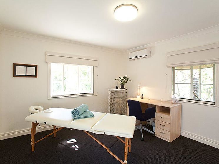 Click to view all images BUILDING 1/210 Pacey Street Upper Brookfield QLD 4069 - Image 3