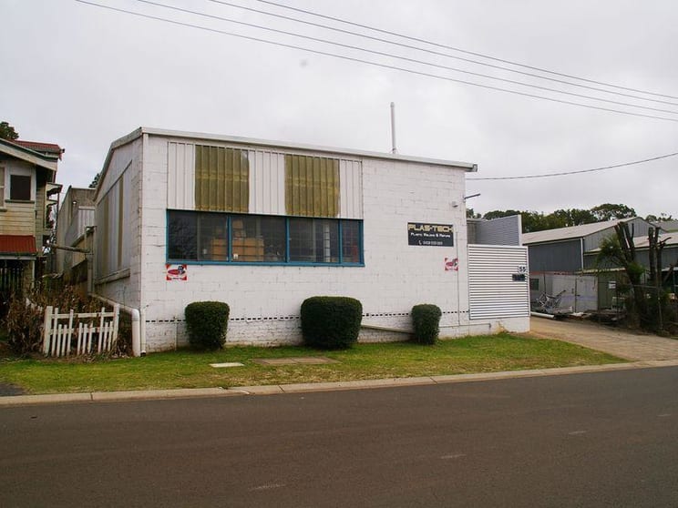 Click to view all images Shed 2/55 Bellevue Street Toowoomba City QLD 4350 - Image 2
