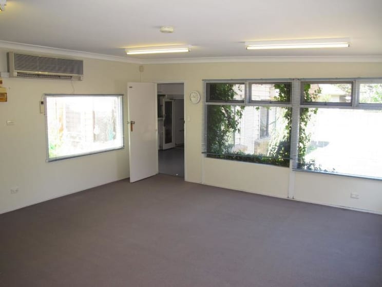 Click to view all images 68 Kingston Road Heatherton VIC 3202 - Image 3