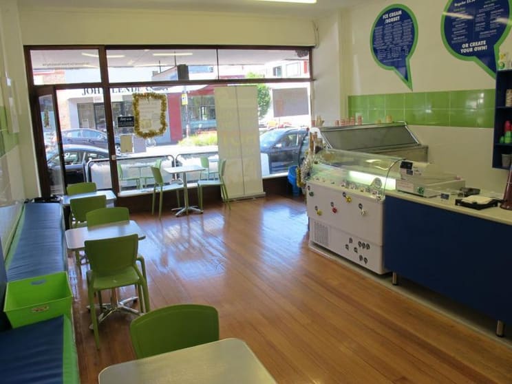 Click to view all images 316 Centre Road Bentleigh VIC 3204 - Image 3