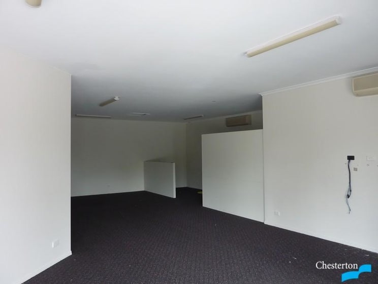 Click to view all images Clayfield QLD 4011 - Image 2