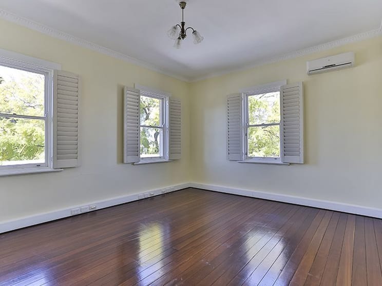 Click to view all images 2/137 Russell Street Toowoomba City QLD 4350 - Image 3