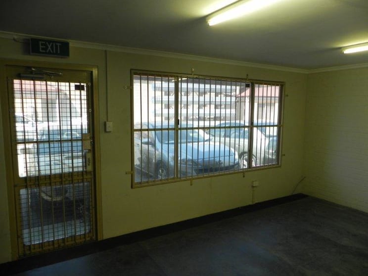 Click to view all images 6/2 Pritchard Street O'connor WA 6163 - Image 3