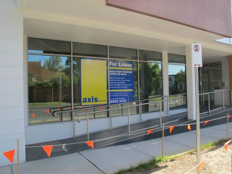 Click to view all images 4/770 Hampton Street Brighton VIC 3186 - Image 3