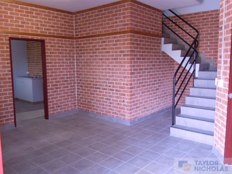 Click to view all images 8/68 Industry Road Mulgrave NSW 2756 - Image 3
