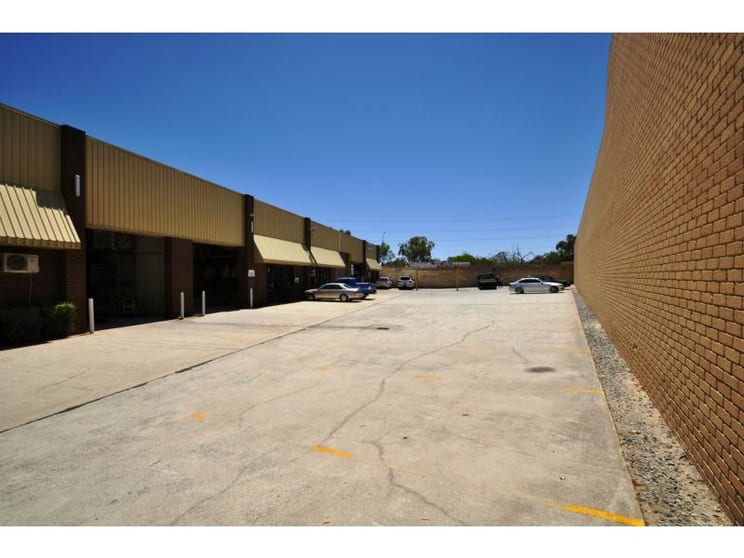 Click to view all images 3/9 Kirke Street Balcatta WA 6021 - Image 3