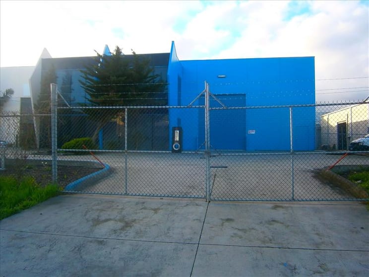 Click to view all images 13 Marni Street Dandenong VIC 3175 - Image 1