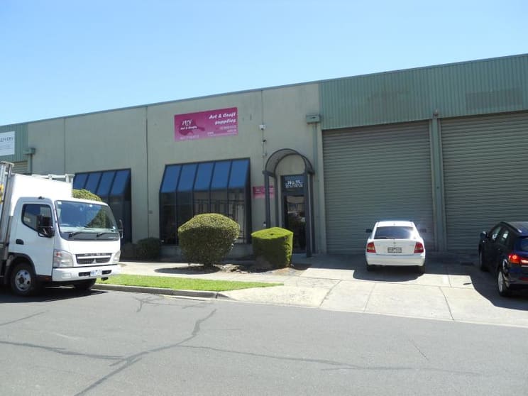 Click to view all images 11 Clarice Road Box Hill VIC 3128 - Image 1