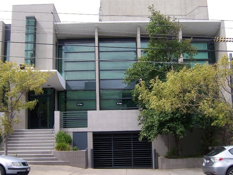 Click to view all images 10 Wallace Avenue Toorak VIC 3142 - Image 1