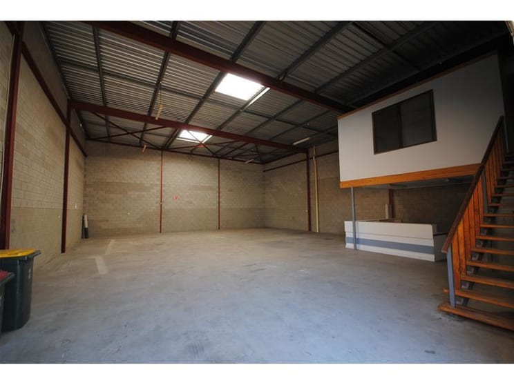 Click to view all images 30 Henry Street Stepney SA 5069 - Image 3