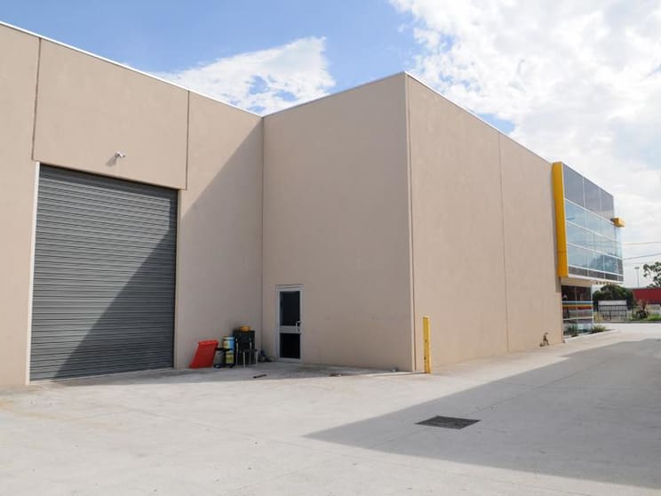 Click to view all images 7/334 Hume Highway Craigieburn VIC 3064 - Image 2