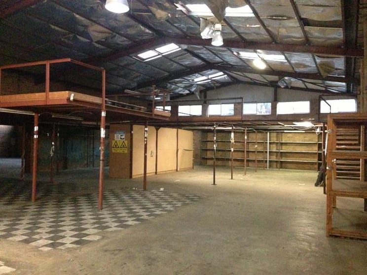 Click to view all images 2/2a Rothwell Avenue Concord West NSW 2138 - Image 2