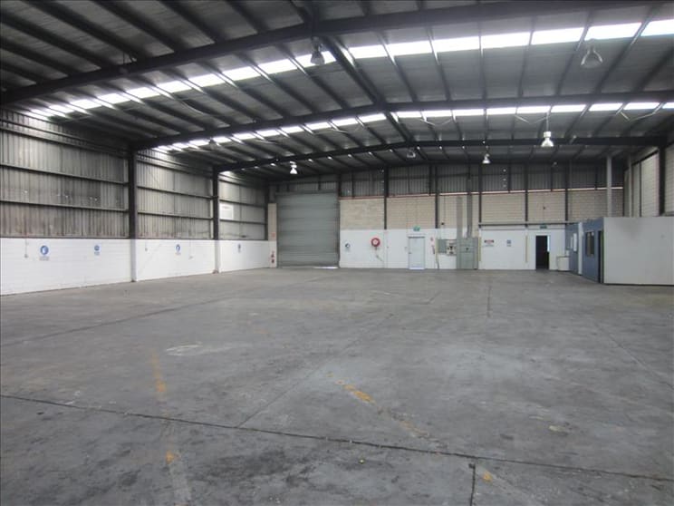 Click to view all images 22 Commercial Road Dandenong VIC 3175 - Image 3