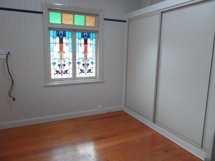 Click to view all images 3 Thomas Street Toowoomba City QLD 4350 - Image 3