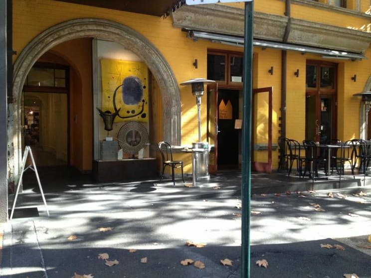 Click to view all images 57 Macleay street Potts Point NSW 2011 - Image 1