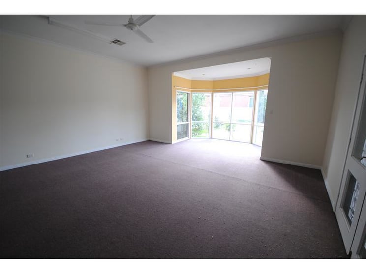 Click to view all images 117 South Road Thebarton SA 5031 - Image 2