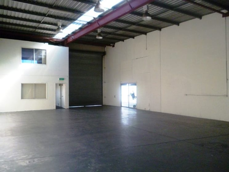 Click to view all images 2 & 3 Kelliher Road Richlands QLD 4077 - Image 2