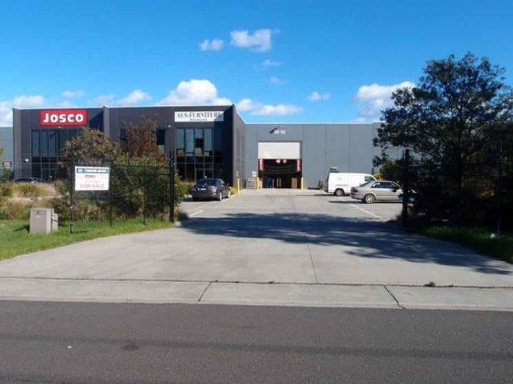Click to view all images Factory 2/192-196 Hammond Road Dandenong VIC 3175 - Image 1