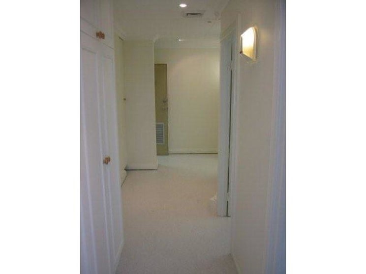 Click to view all images Spring Hill QLD 4000 - Image 3