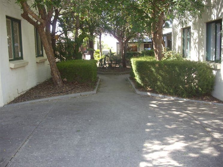 Click to view all images Unit 2/247 Milne Road Modbury North SA 5092 - Image 2