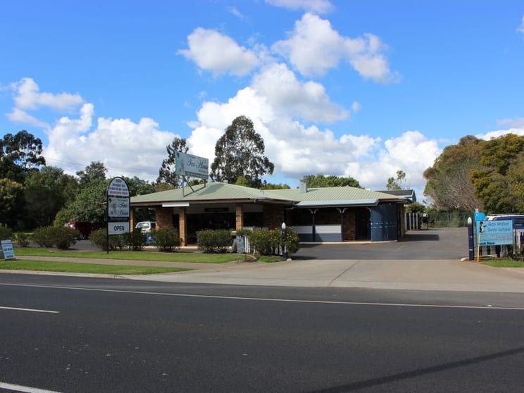 Click to view all images 2/10609 New England Highway Highfields QLD 4352 - Image 1