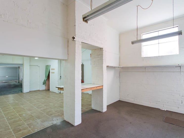Click to view all images Ground Flo/47 Waverley Road Malvern East VIC 3145 - Image 3