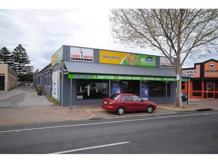Click to view all images 89 Sir Donald Bradman Drive Hilton SA 5033 - Image 1