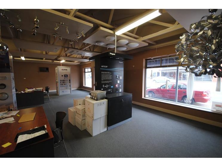 Click to view all images 89 Sir Donald Bradman Drive Hilton SA 5033 - Image 2