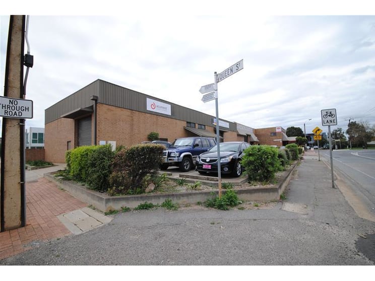 Click to view all images Unit 2, 4 West Thebarton Road Thebarton SA 5031 - Image 2