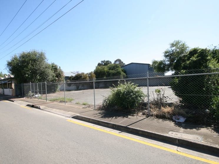 Click to view all images 23 Eighth Street Bowden SA 5007 - Image 1