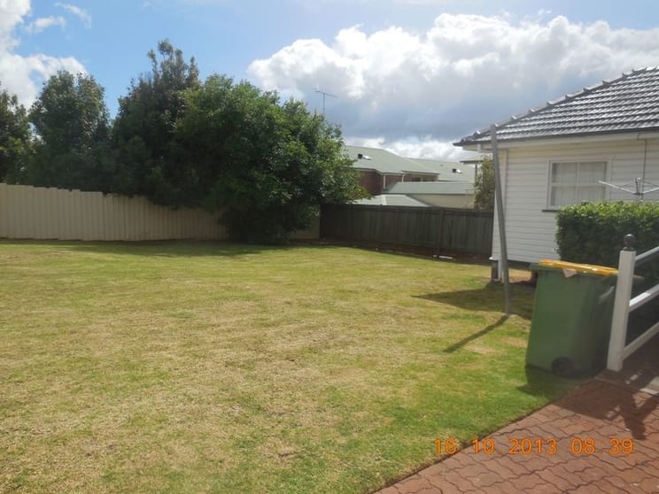 Click to view all images 29B Hill Street Toowoomba City QLD 4350 - Image 2
