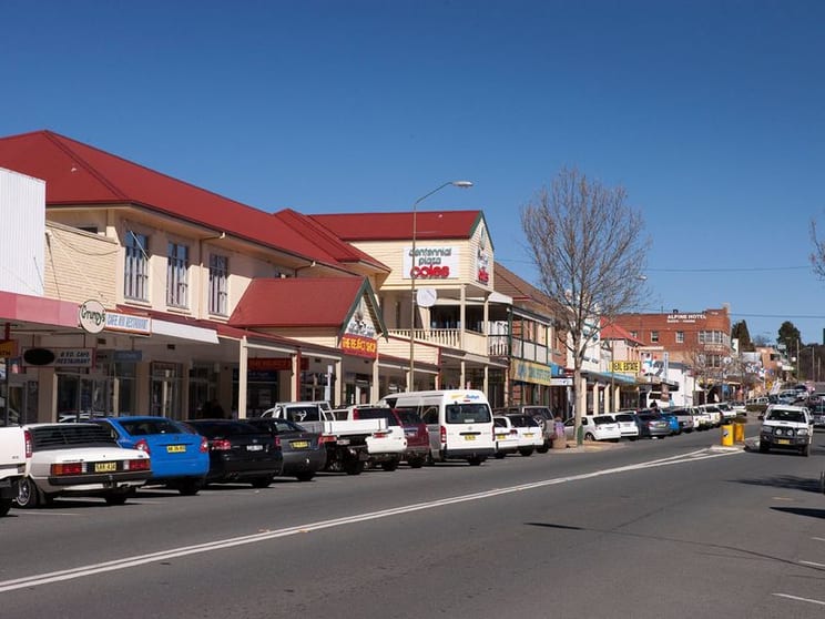 Click to view all images 11/114 Sharp Street Cooma NSW 2630 - Image 2