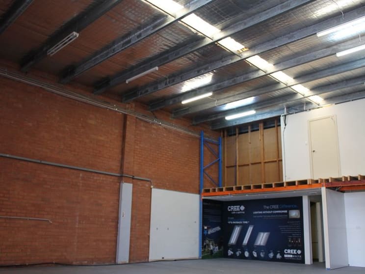 Click to view all images Moorebank NSW 2170 - Image 3