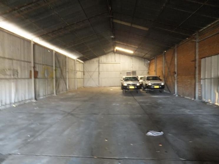 Click to view all images 12-14 Tattersall Road Blacktown NSW 2148 - Image 3