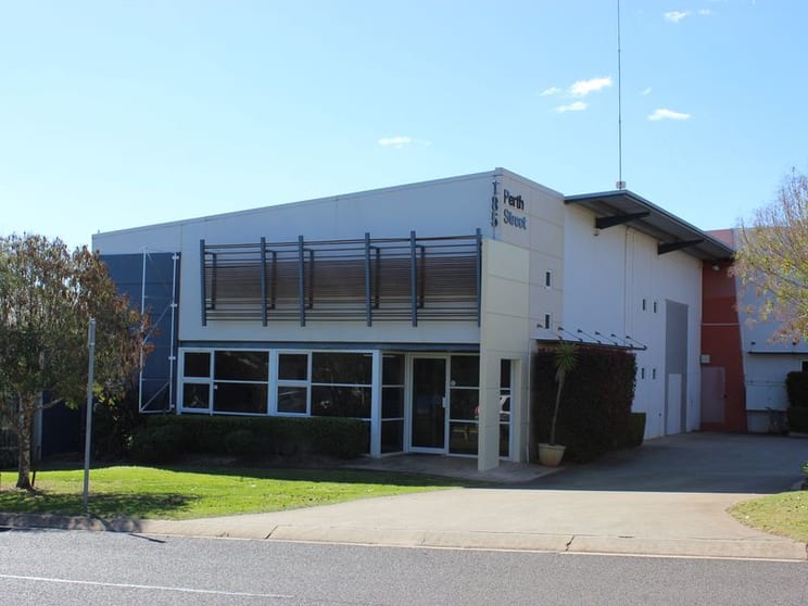 Click to view all images 1/185 Perth Street South Toowoomba QLD 4350 - Image 1