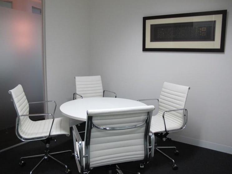 Click to view all images 1311/9 Yarra Street South Yarra VIC 3141 - Image 3