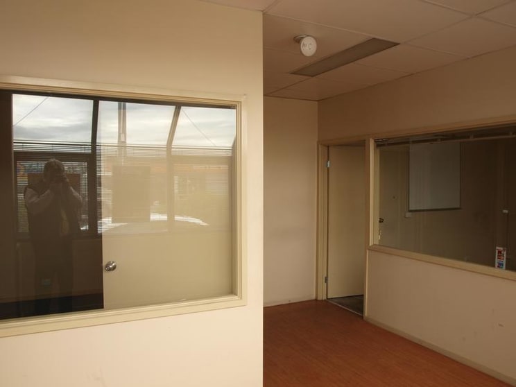 Click to view all images 2/64 Bennet Street Dandenong VIC 3175 - Image 2