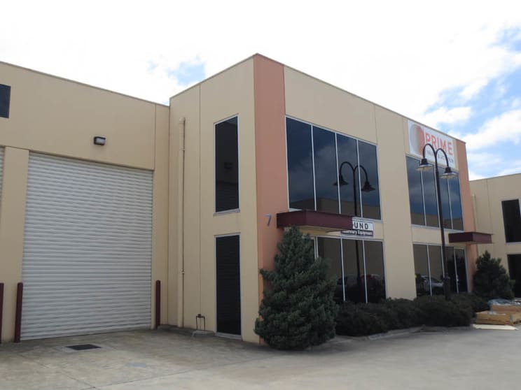 Click to view all images 7/5 Kelletts Road Rowville VIC 3178 - Image 1