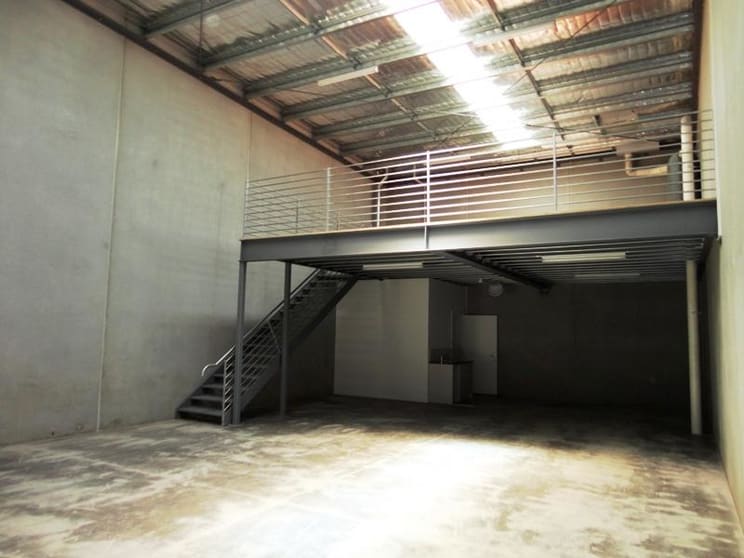 Click to view all images 5 Vear Street Heidelberg West VIC 3081 - Image 2